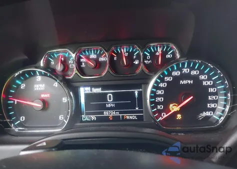 2018 Chevrolet Suburban Ls z USA, uszkodzony, nr VIN 1GNSKGKCXJR264351